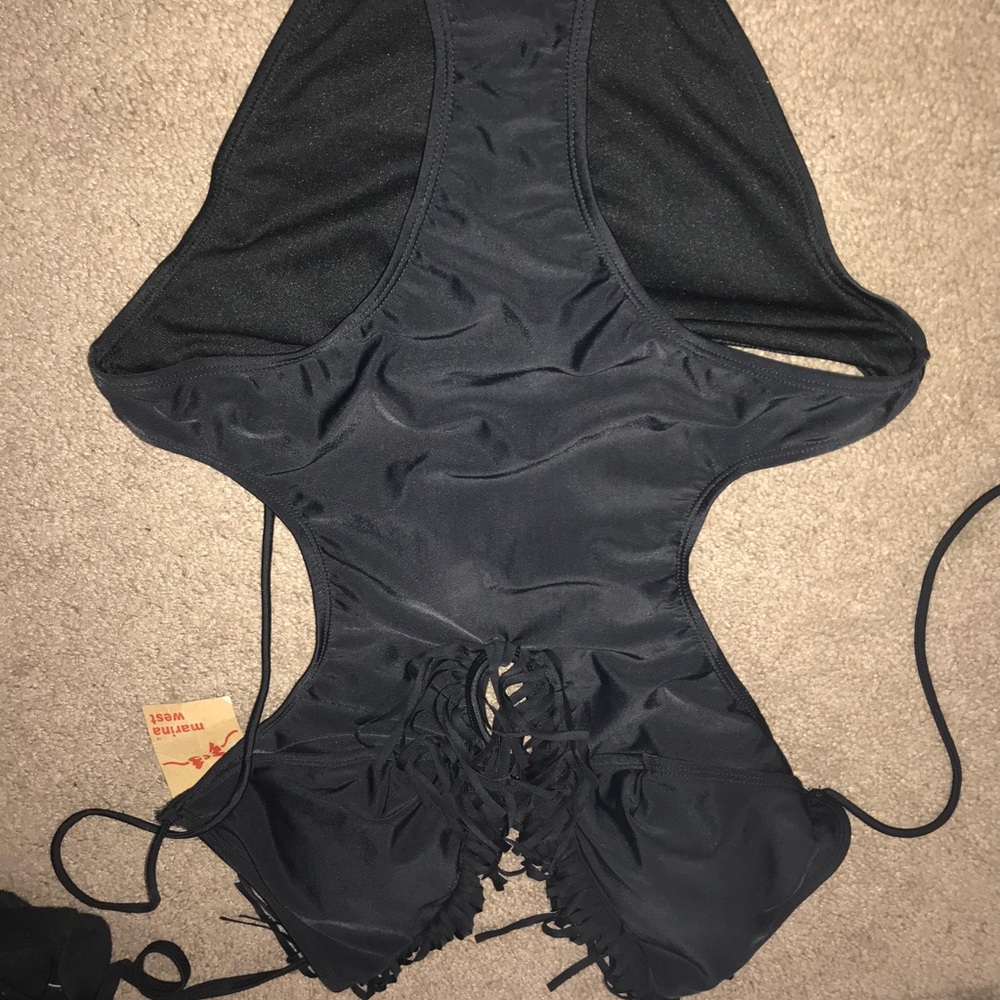 Swim suit